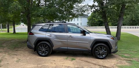 Toyota RAV4 Hybrid 2026