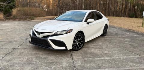 Toyota Camry Hybrid 2023