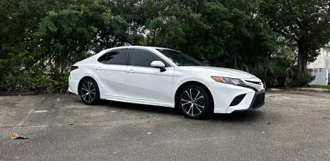 Toyota Camry 2019
