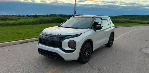 Mitsubishi Outlander 2024
