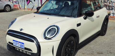 MINI 3D HATCH 2022