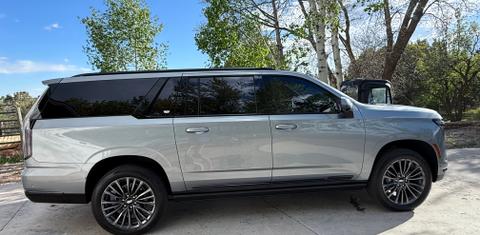 Cadillac Escalade ESV 2025