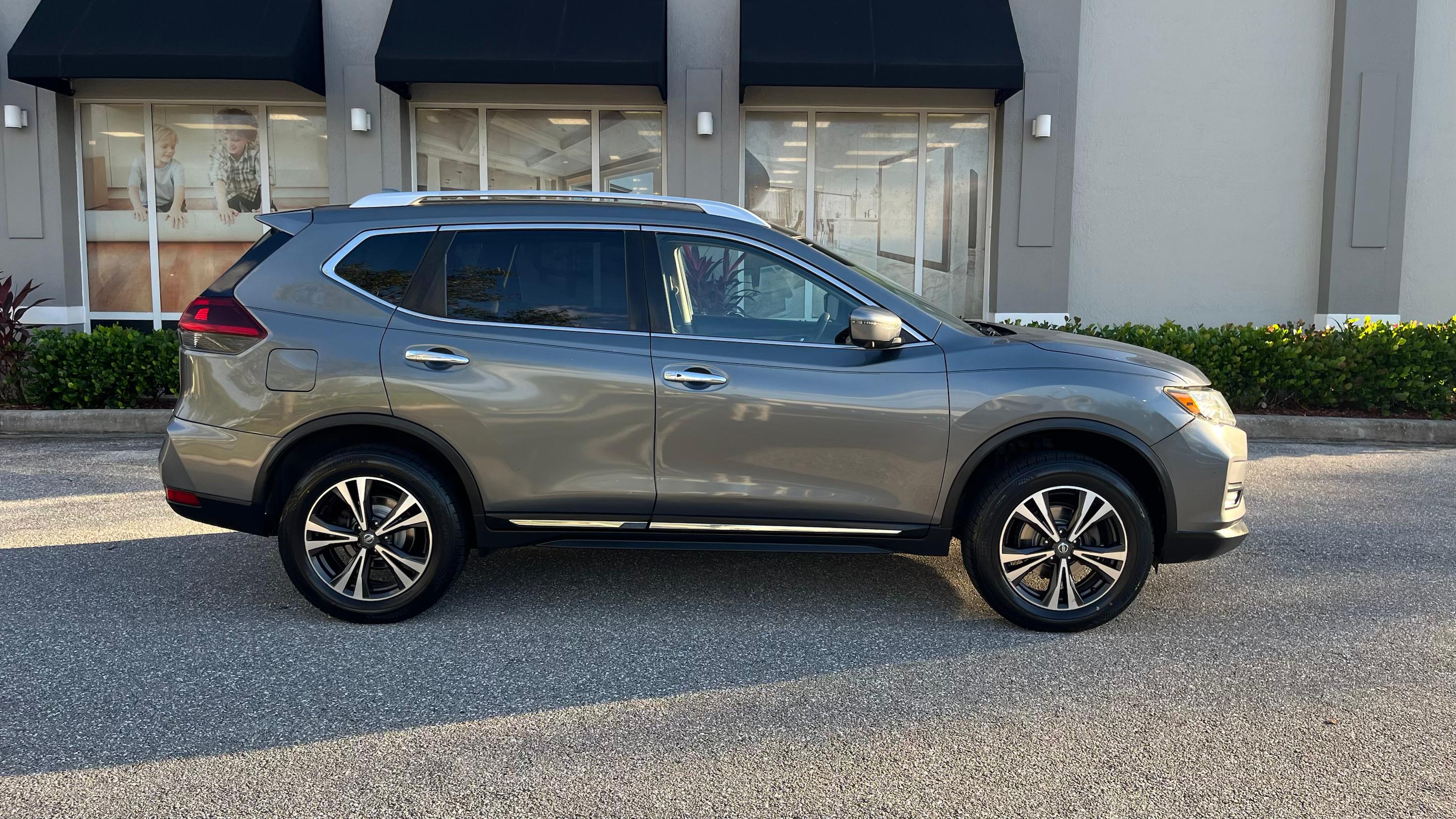 Nissan Rogue 2018 in 