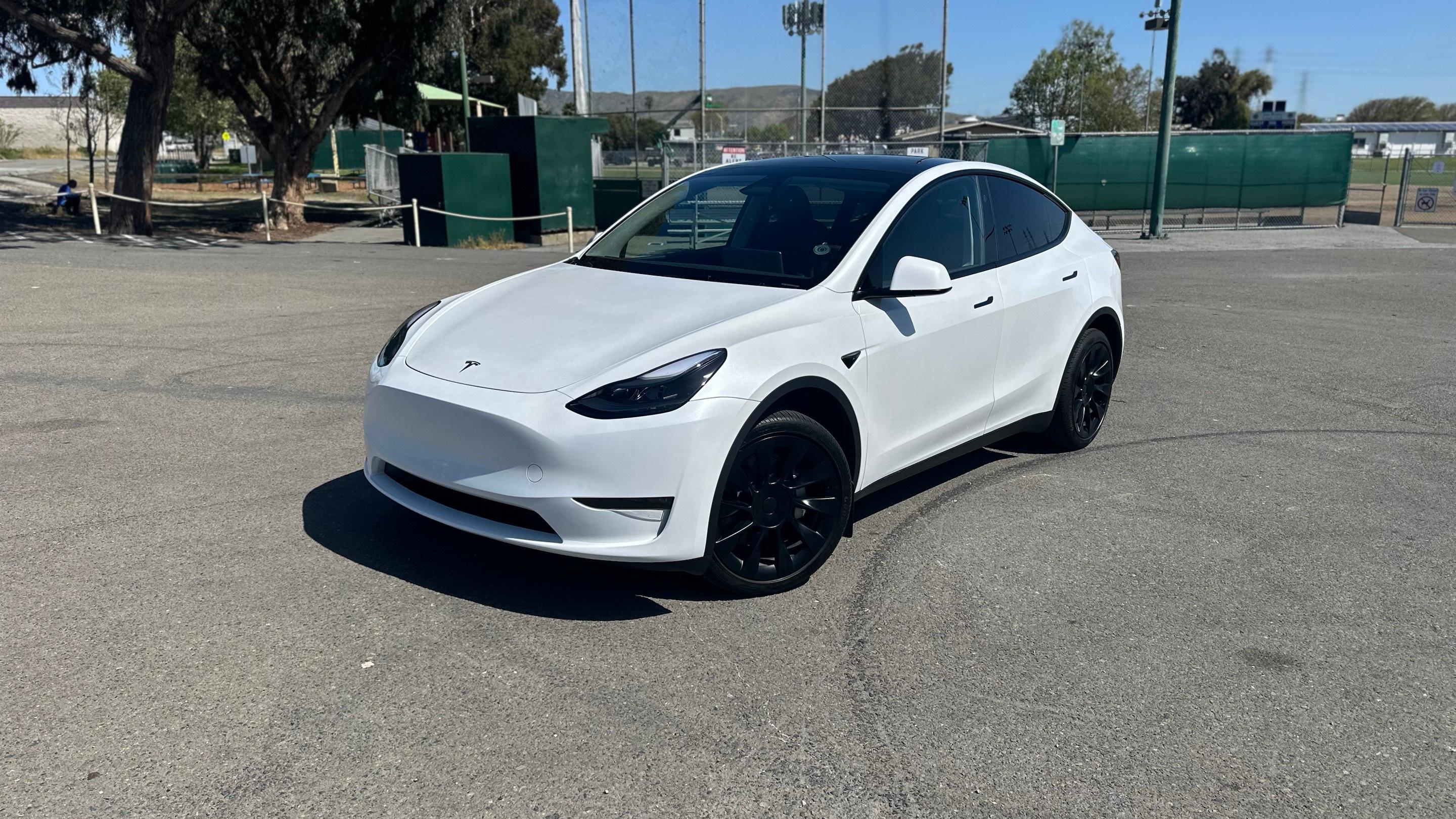Tesla Model Y 2023 in San Bruno, CA