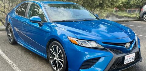 Toyota Camry 2019
