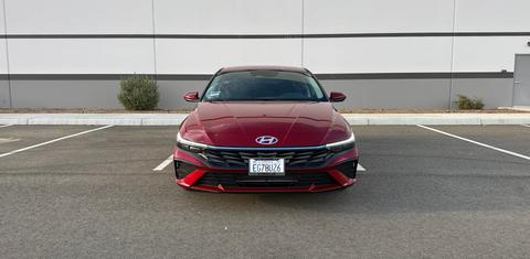 Hyundai Elantra 2025