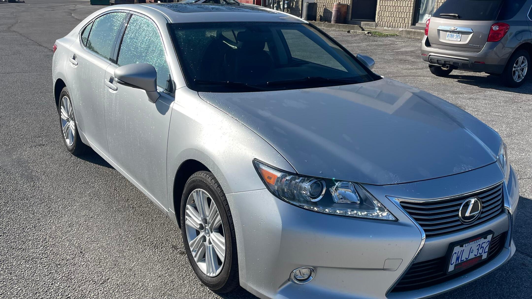 Lexus ES 2014 à Toronto, ON