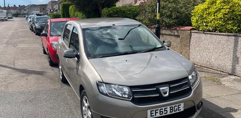 Dacia Sandero 2015