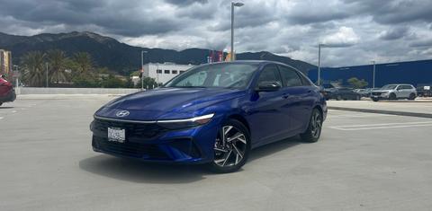 Hyundai Elantra 2025