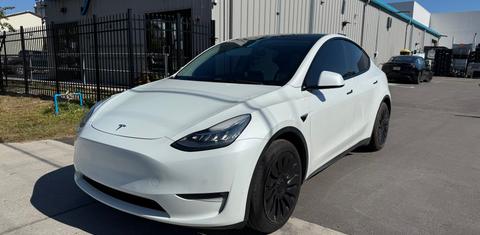 Tesla Model Y 2021