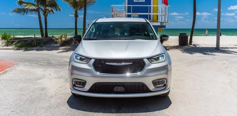 Chrysler Pacifica 2024
