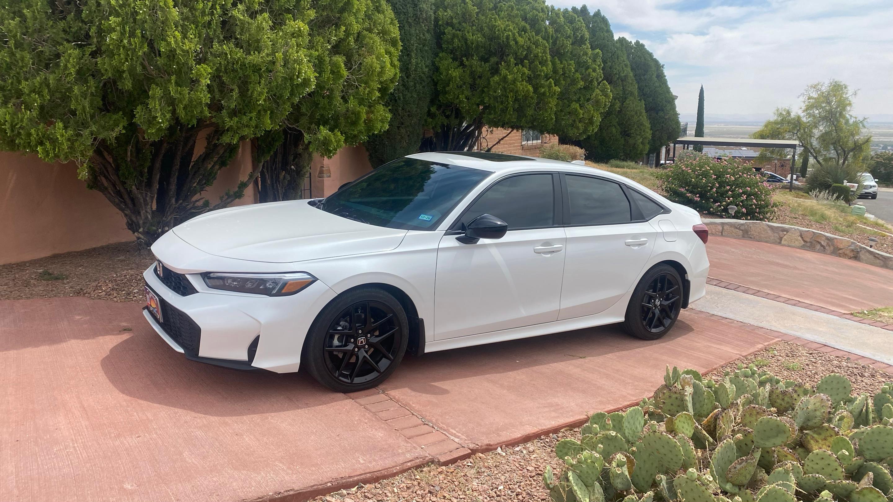 Honda Civic Hybrid 2025 in 