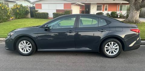 Toyota Camry Hybrid 2025