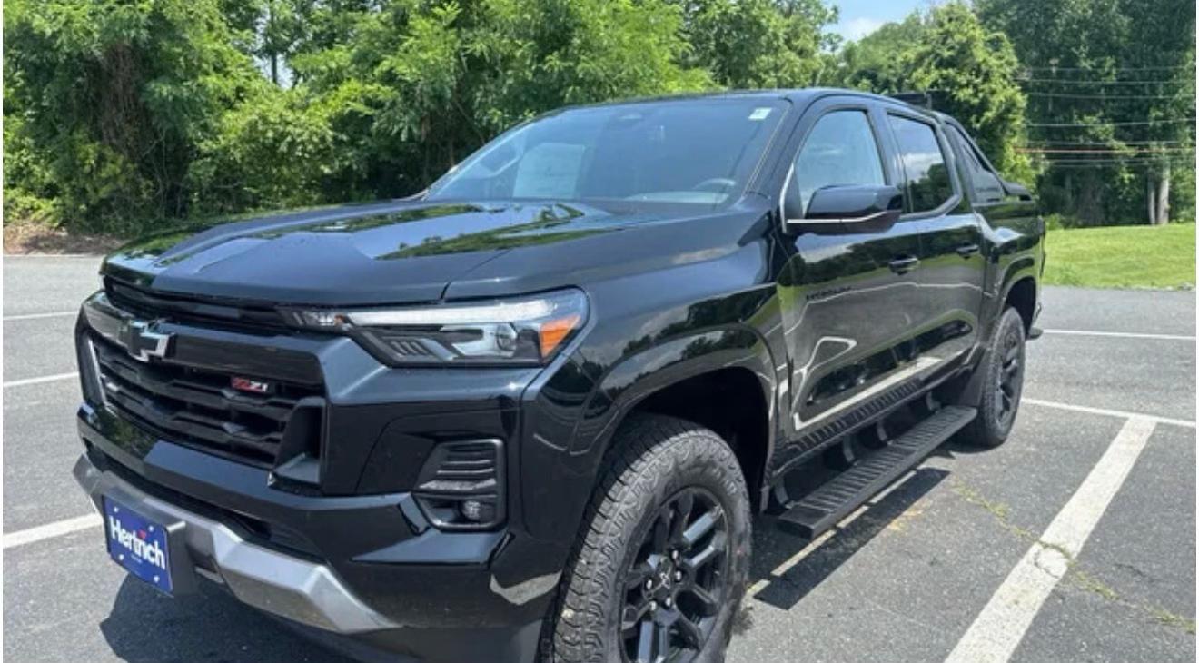 Chevrolet Colorado 2025 in Hampton, VA