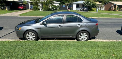 Mitsubishi LANCER 2013