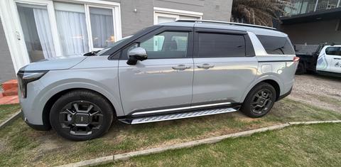 Kia CARNIVAL 2025