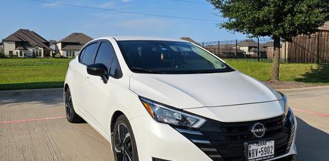 Nissan Versa 2024