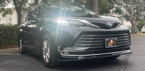 Toyota Sienna 2023