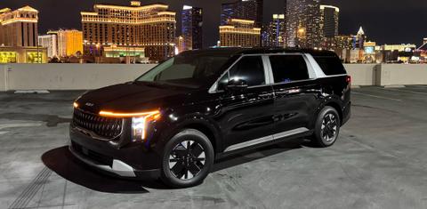 Kia Carnival Hybrid 2025