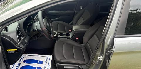 Hyundai Elantra 2018