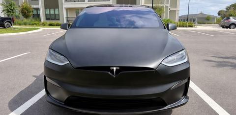 Tesla Model X 2024