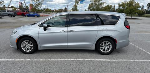 Chrysler Pacifica 2023