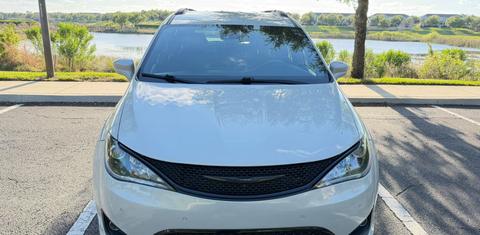 Chrysler Pacifica 2020