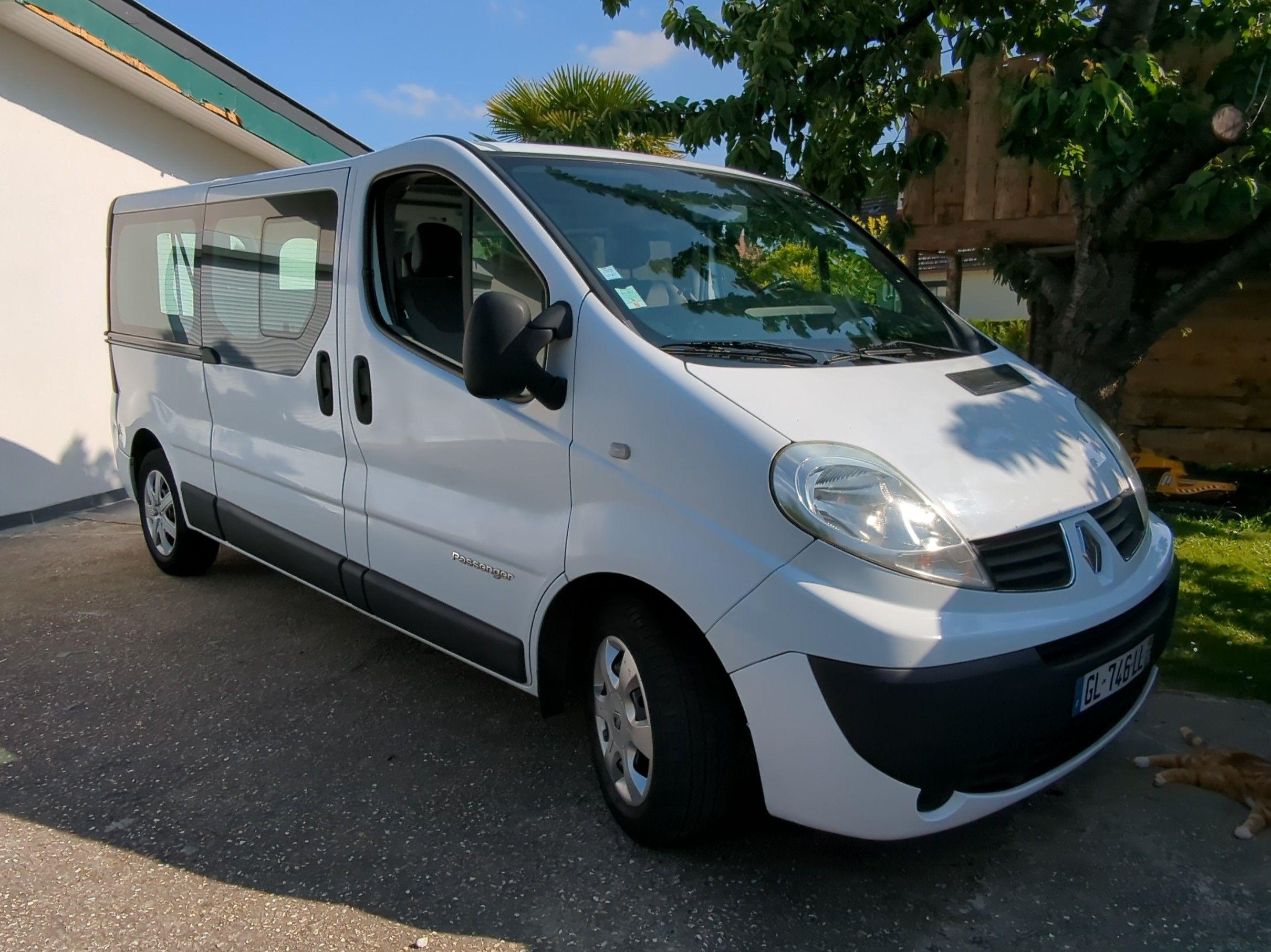 Renault TRAFIC PASSENGER 2008 à Grand-Couronne