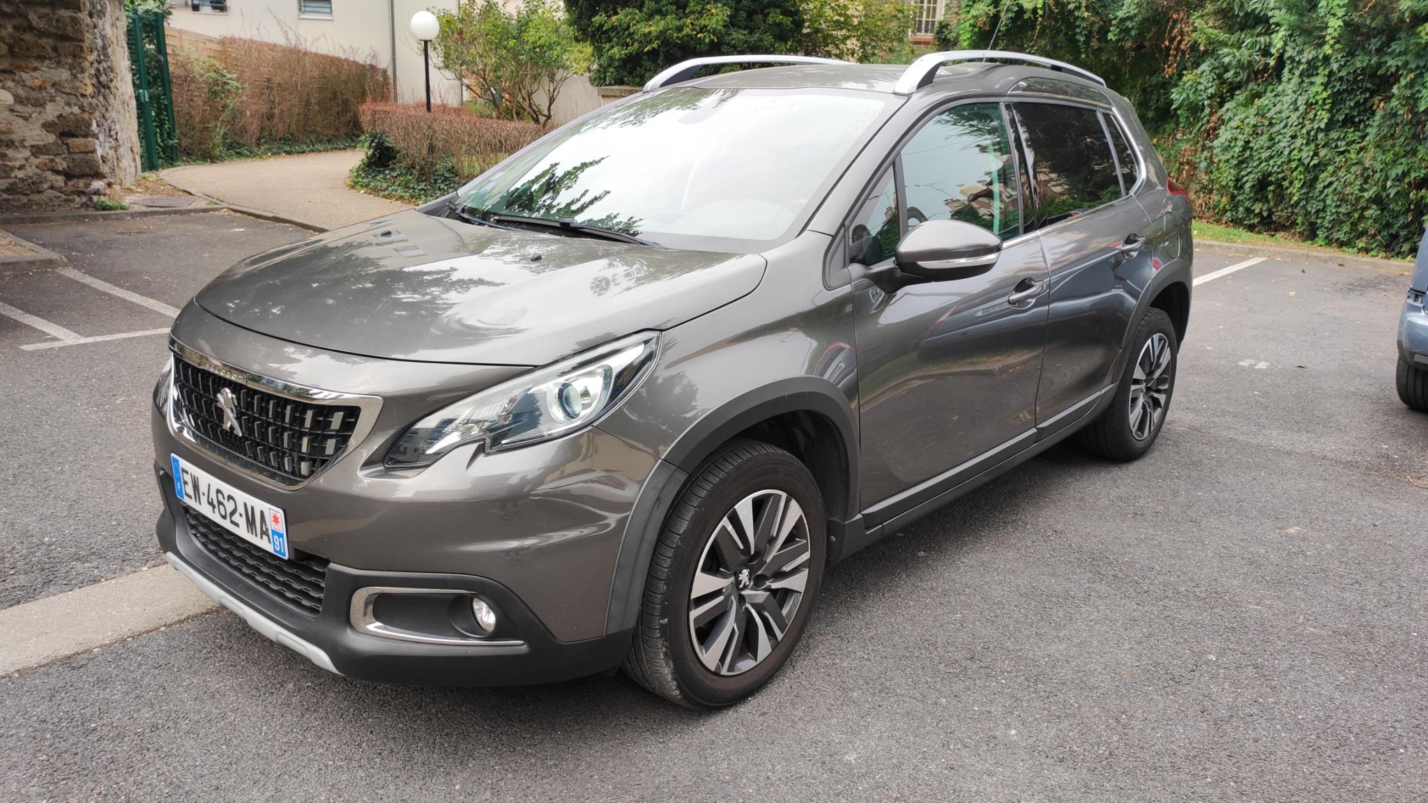 Peugeot 2008 2018 à Les Pavillons-sous-Bois