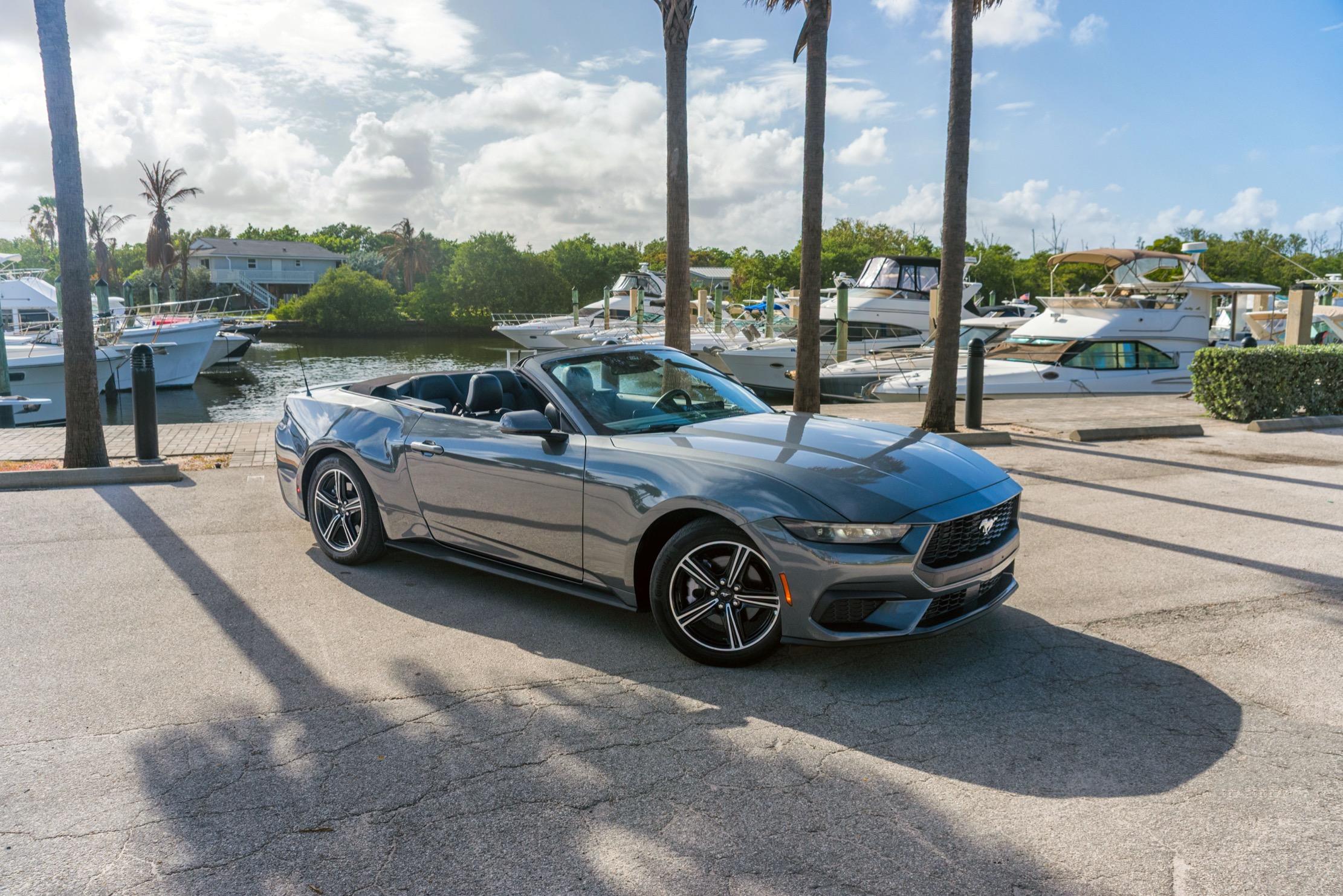 Ford Mustang 2025 in Orlando, FL