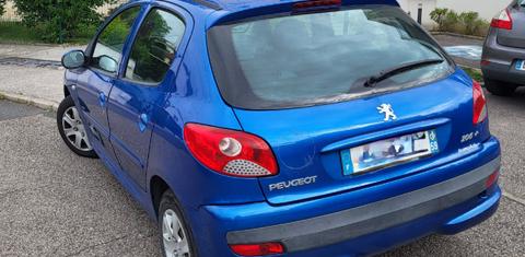 Peugeot 206+ 2011