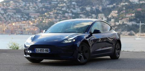 Tesla MODEL 3 2022