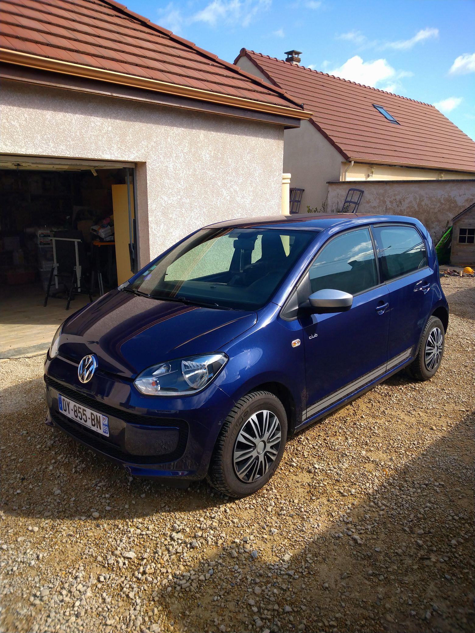 Volkswagen UP 2015 à Notre-Dame-de-Riez