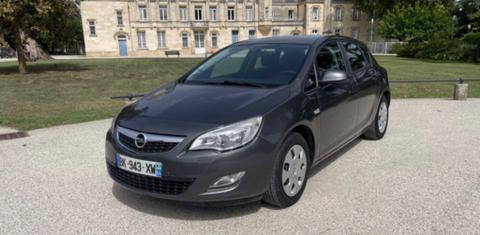 Opel ASTRA 2011