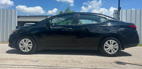 Nissan Versa 2020