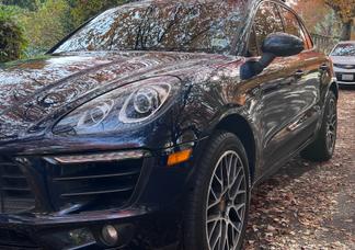 Porsche Macan car