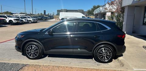Ford Escape PHEV 2025