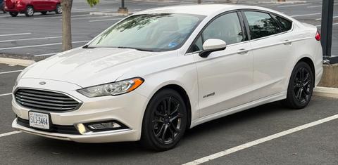 Ford Fusion Hybrid 2018