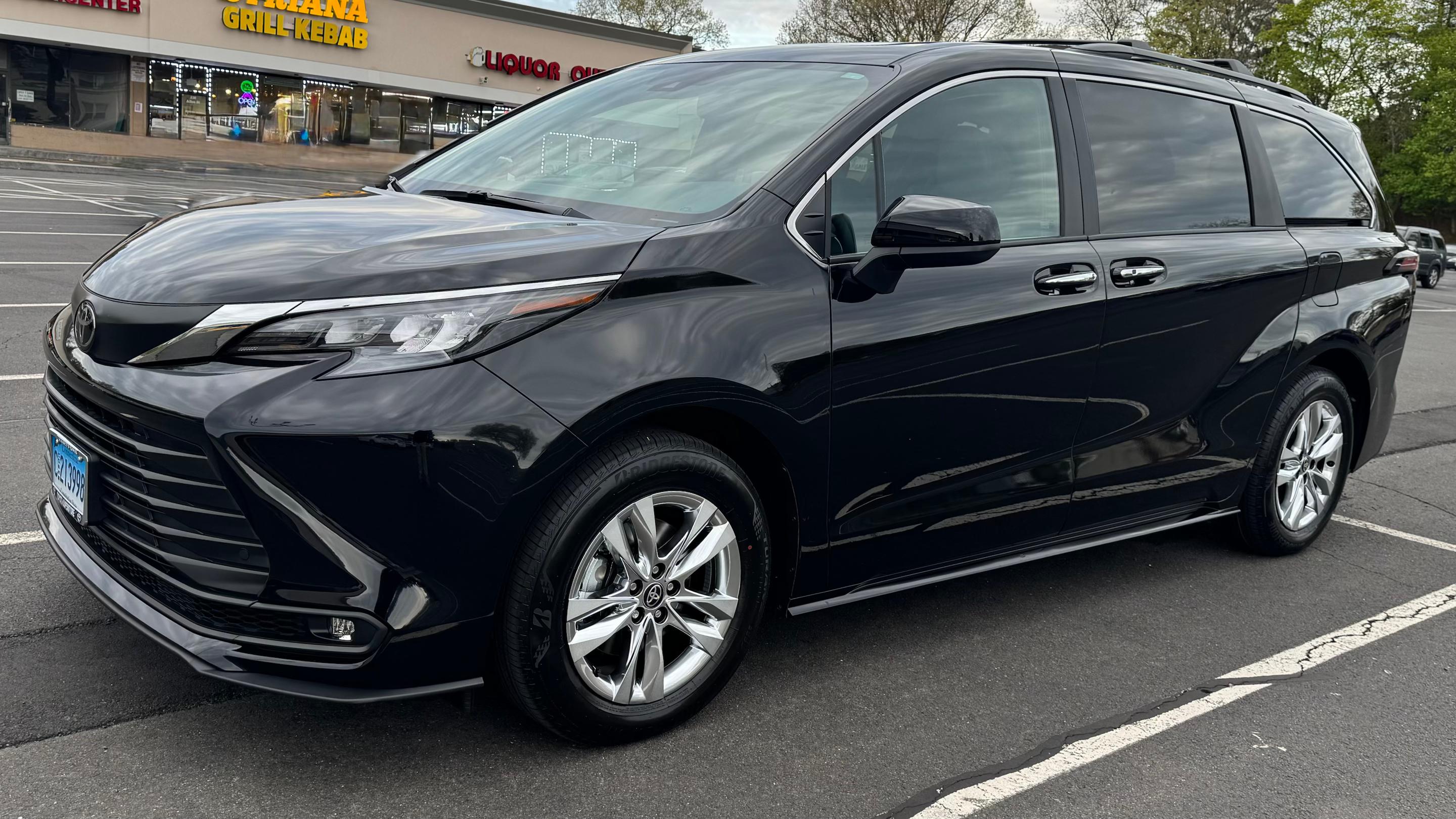 Toyota Sienna 2026 in Fort Lee, NJ