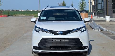 Toyota Sienna 2025