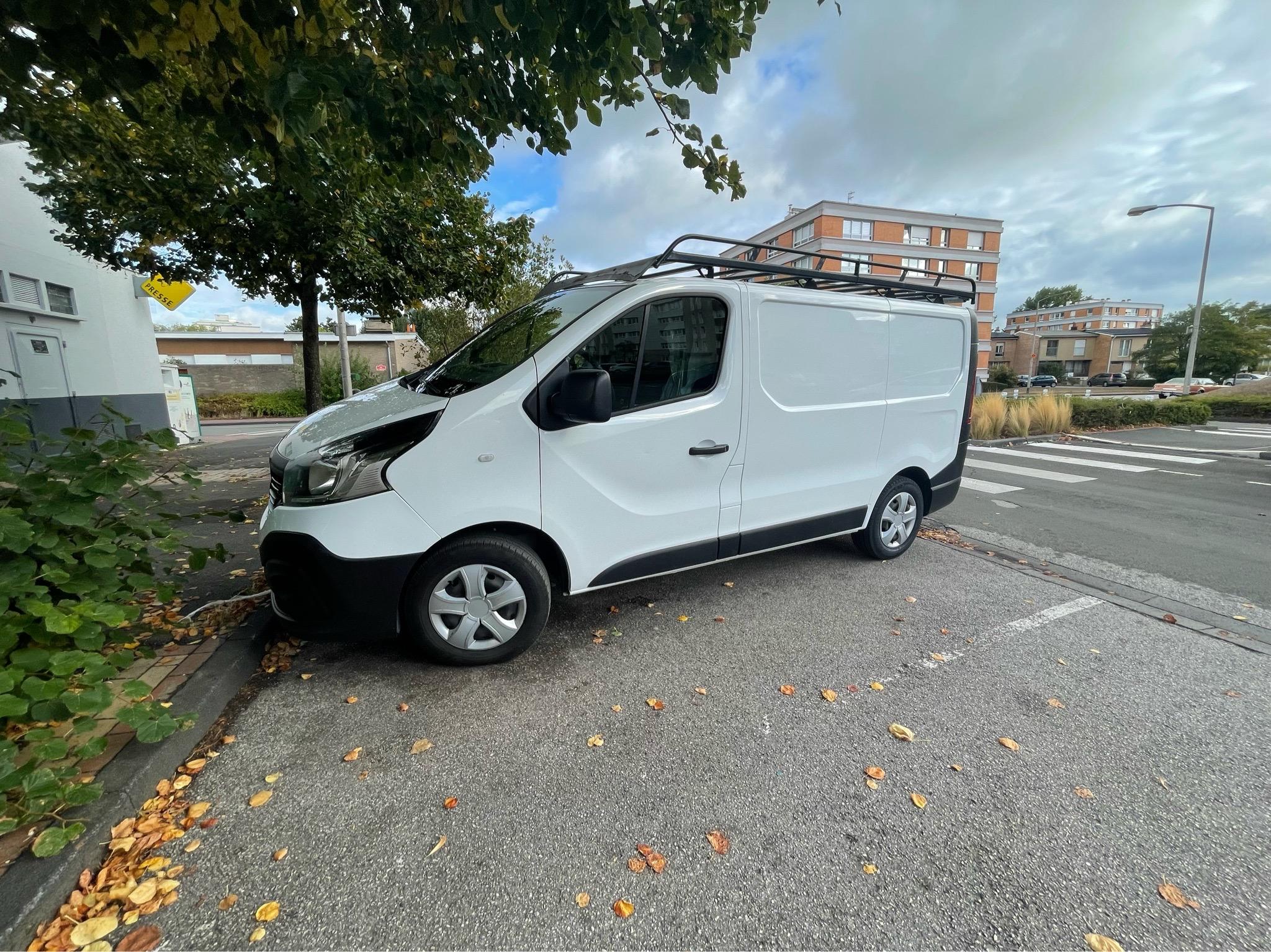 Renault TRAFIC III 2017 à Dunkerque