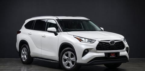 Toyota KLUGER 2022