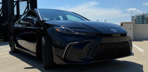 Toyota Camry Hybrid 2025