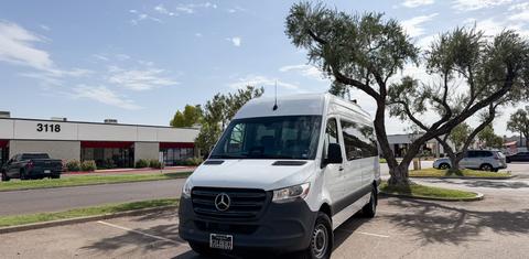 Mercedes-Benz Sprinter 2025