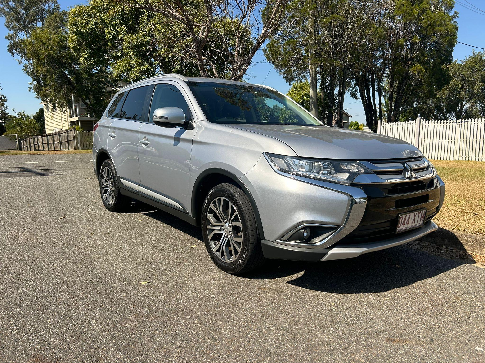 Mitsubishi OUTLANDER 2016 in Moorooka
