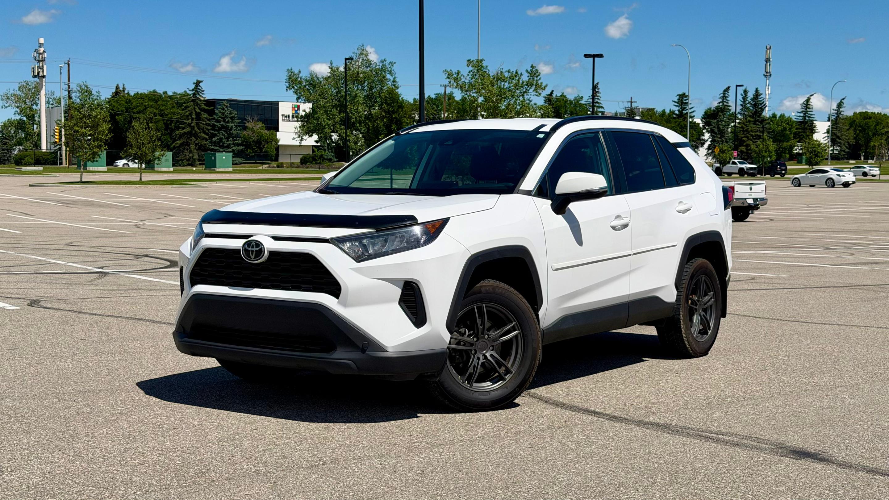 Toyota RAV4 2020 à Calgary, AB