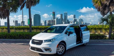 Chrysler Pacifica 2026