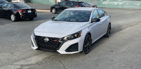 Nissan Altima 2025