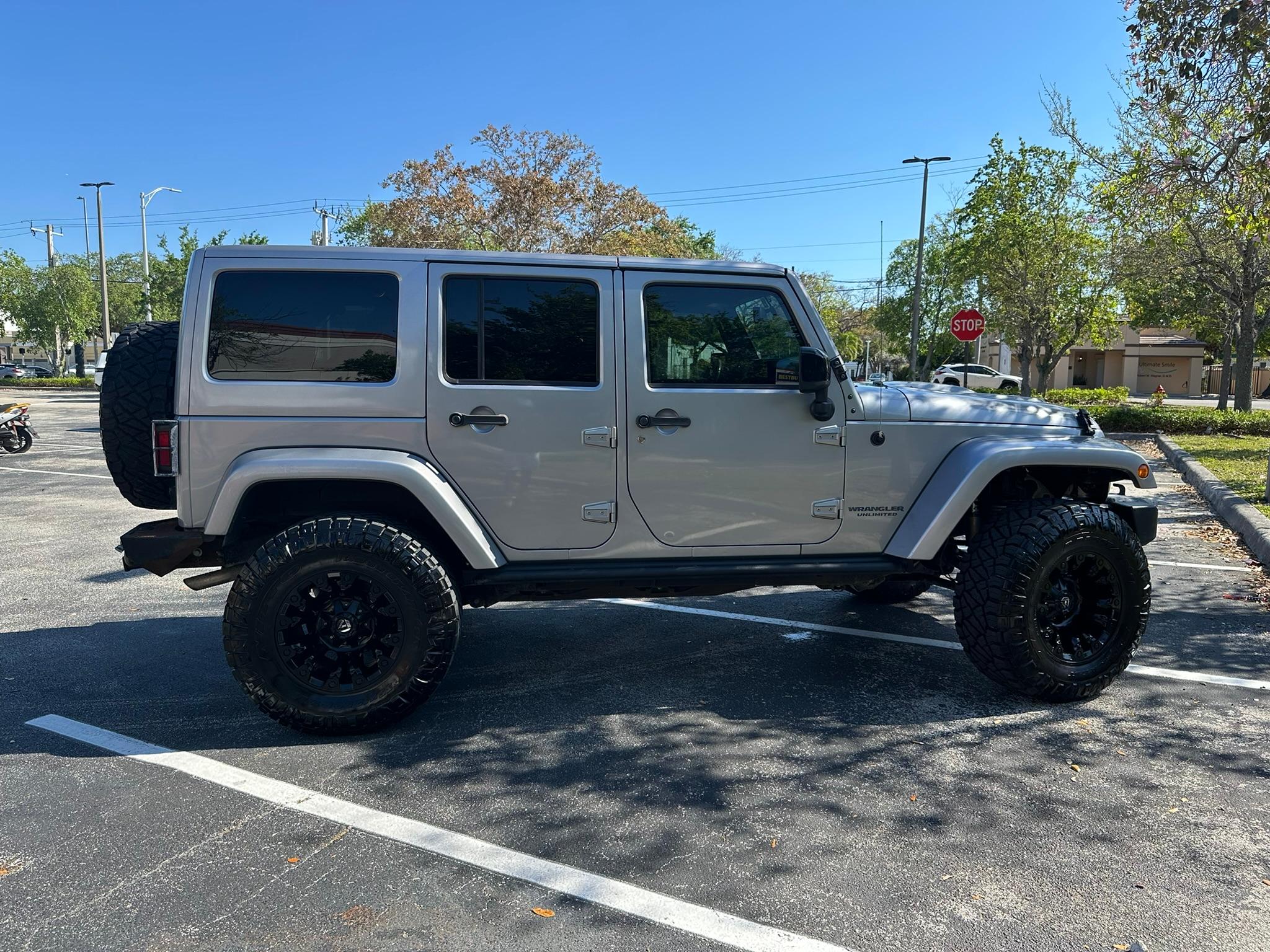 Jeep Wrangler Unlimited 2015 in Fort Lauderdale, FL