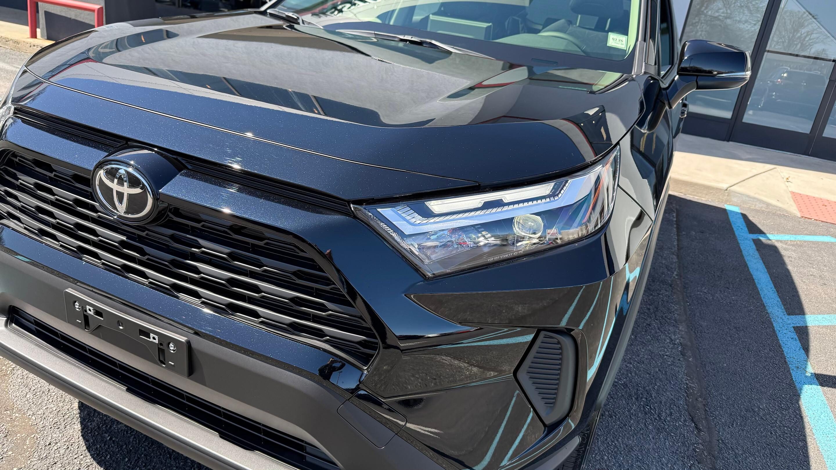 Toyota RAV4 Hybrid 2025 in Danbury, CT